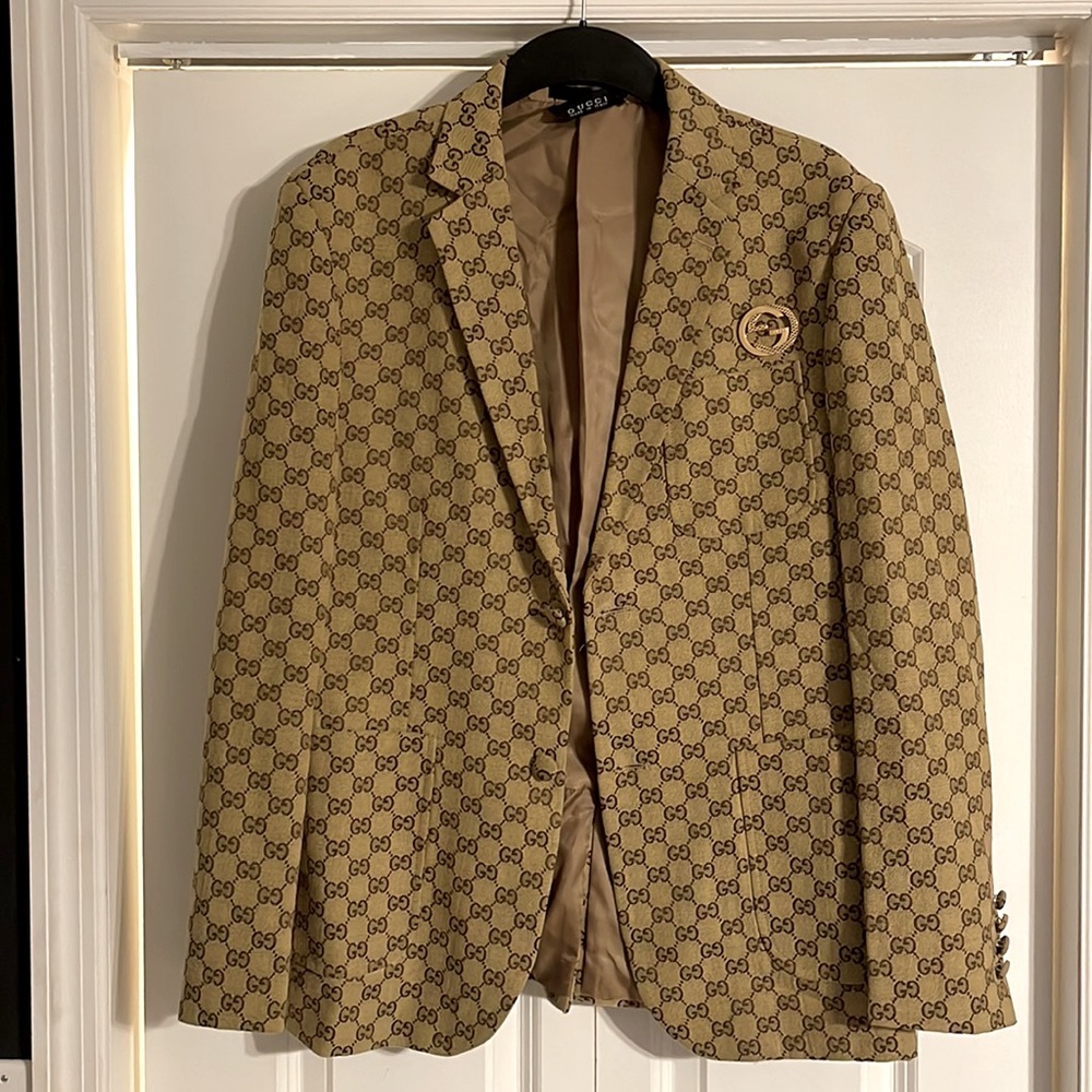 Gucci suit